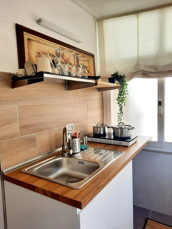 Petruzzelli Bari Apartment